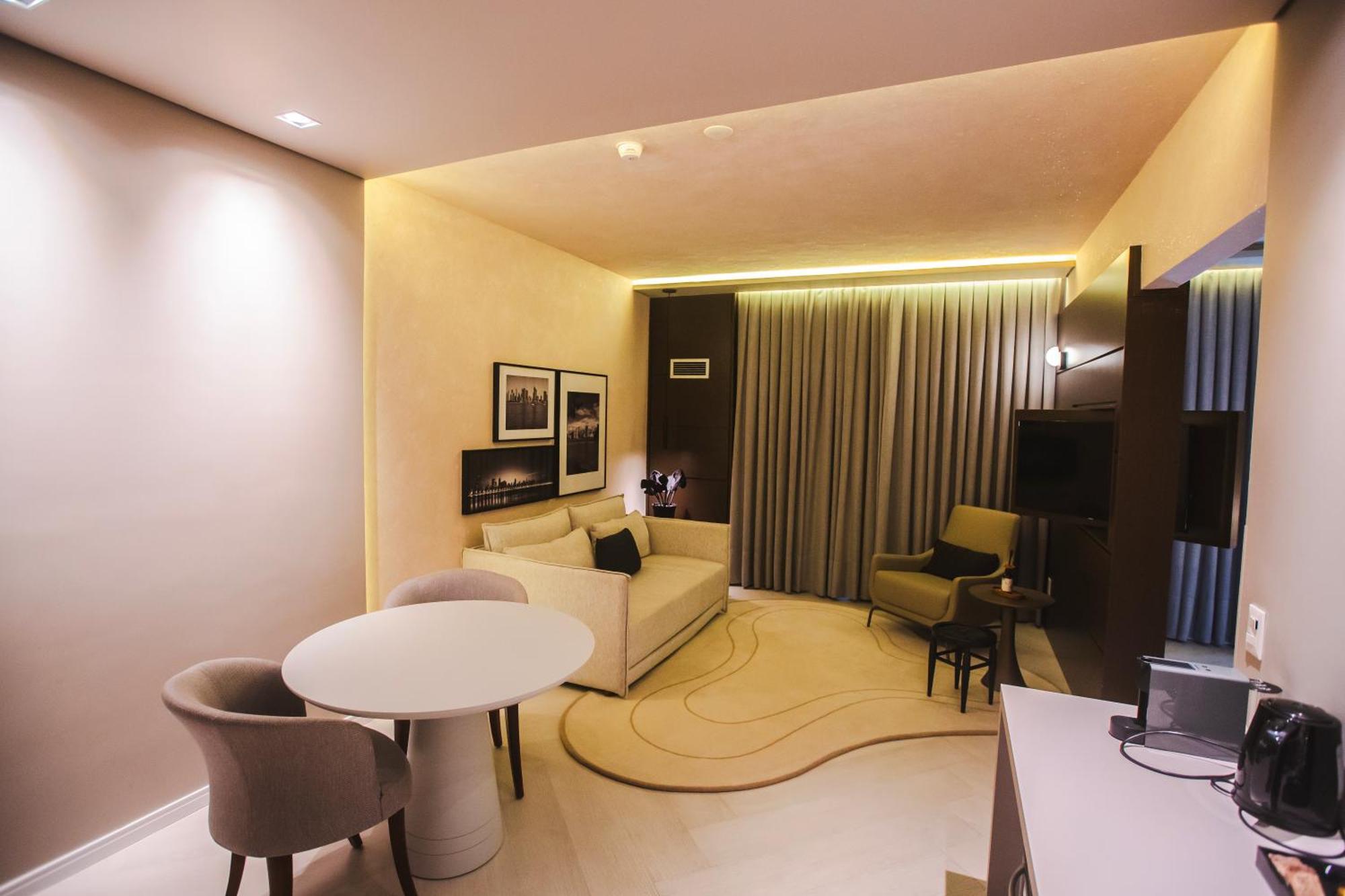 Mercure Camboriu Balneario Camboriu Bagian luar foto