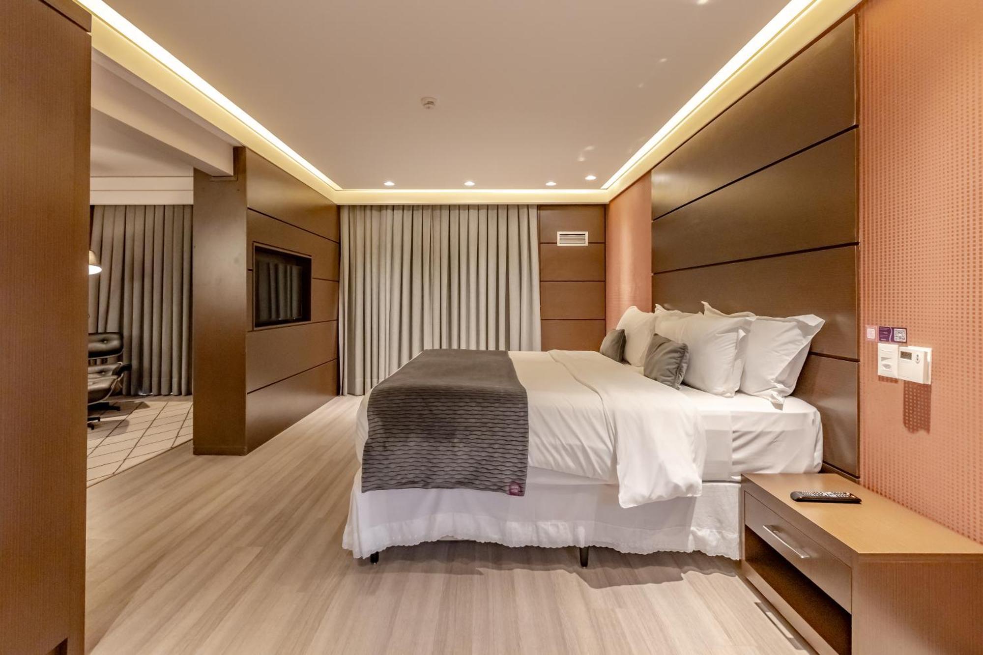 Mercure Camboriu Balneario Camboriu Bagian luar foto